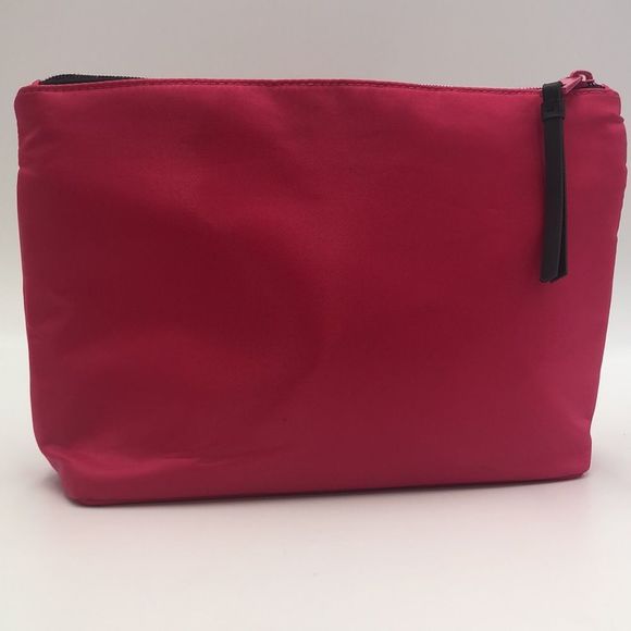Like New Hot Pink Victoria’s Secret make up case w/two pockets and pink zippers - Picture 2 of 8